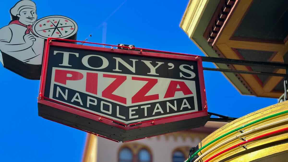 Tony's Pizza Sign, Photo by Matt Seliga